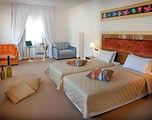 Dovitel Boutique Hotel