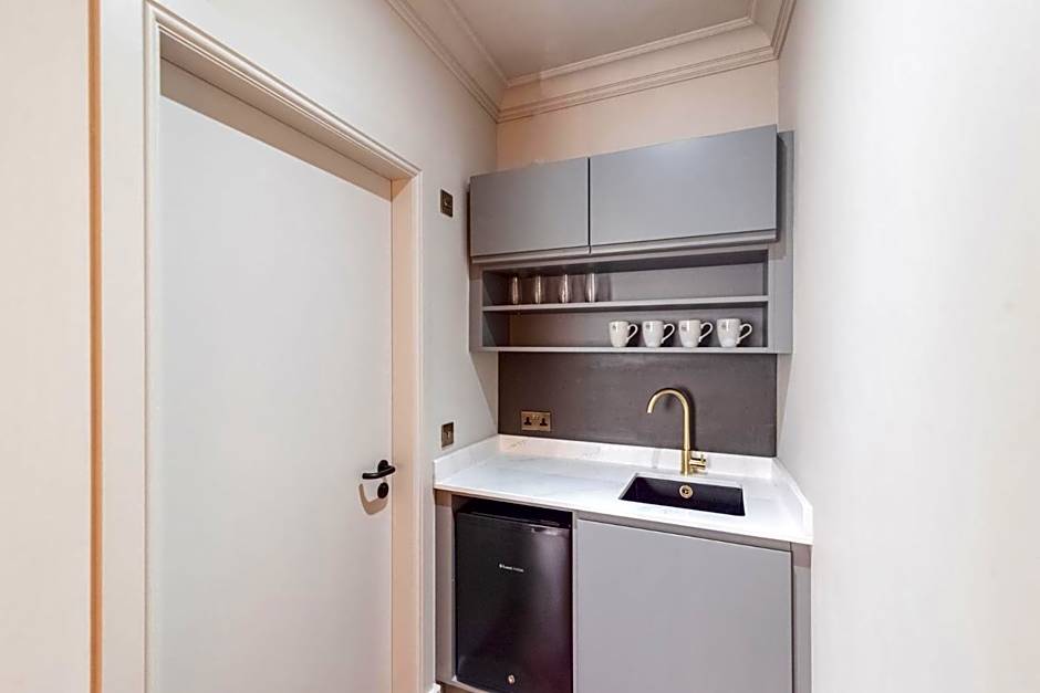 King Street Aparthotel