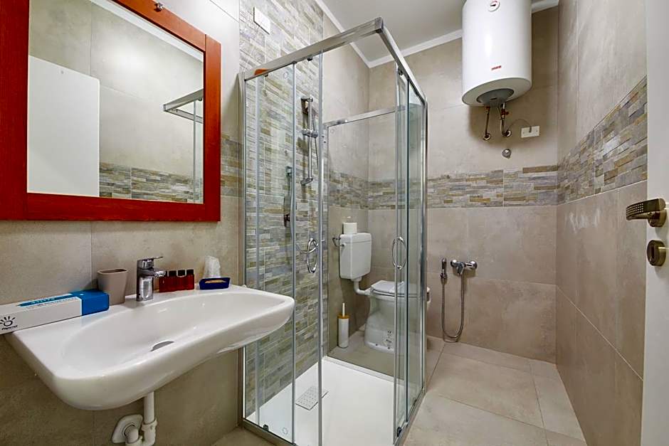 Lilium Maris Hotel