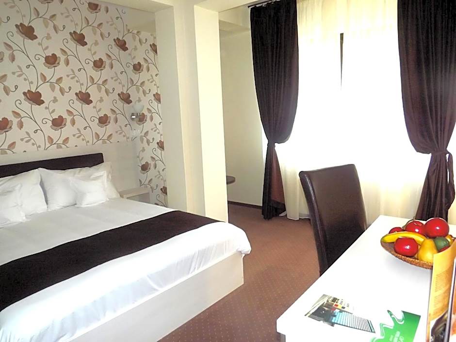 West Plaza Residence