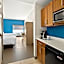 Holiday Inn Express & Suites Raleigh NE - Medical Ctr Area By IHG
