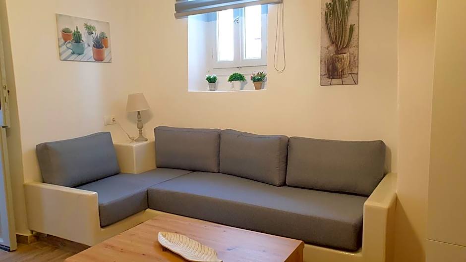 Παραδοσιακό σπίτι εντός της Χώρας της Ίου