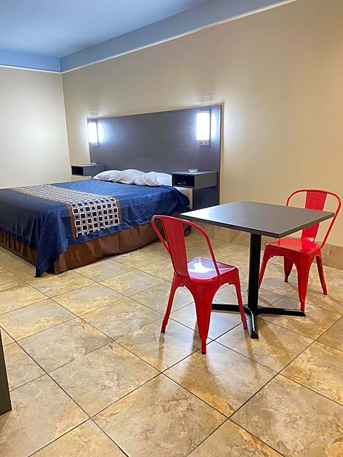 Texas Inn & Suites McAllen at La Plaza Mall and Airport