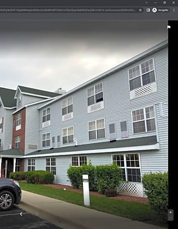 Port Wisconsin Inn and Suites