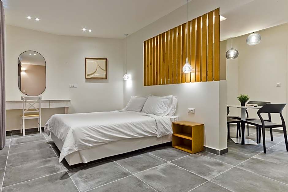 Posidonia Luxury Suites