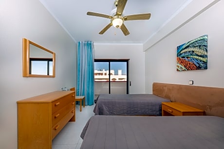 two bedroom apartment sea view 3 ad +1 ch