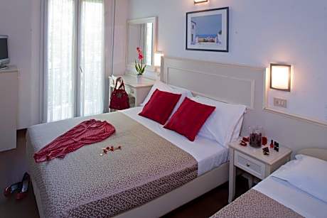 Comfort Double or Twin Room