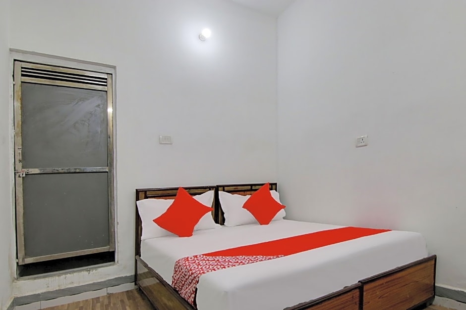 Hotel O R S Guest House