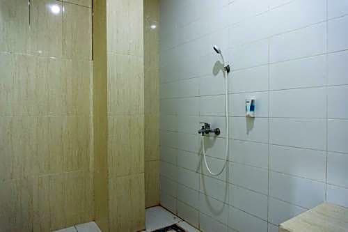 RedDoorz Plus @ Ende City Center