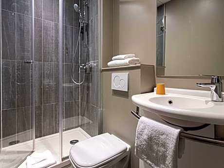 Standard Room with 1 double bed