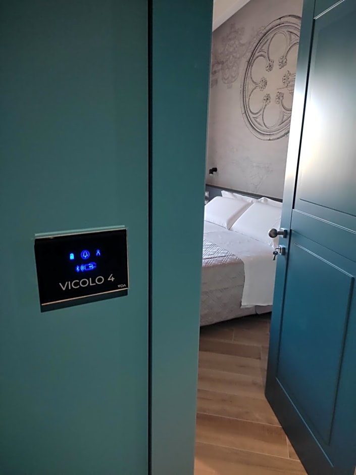 Vicolo Malavolta 7 Rooms and Suites