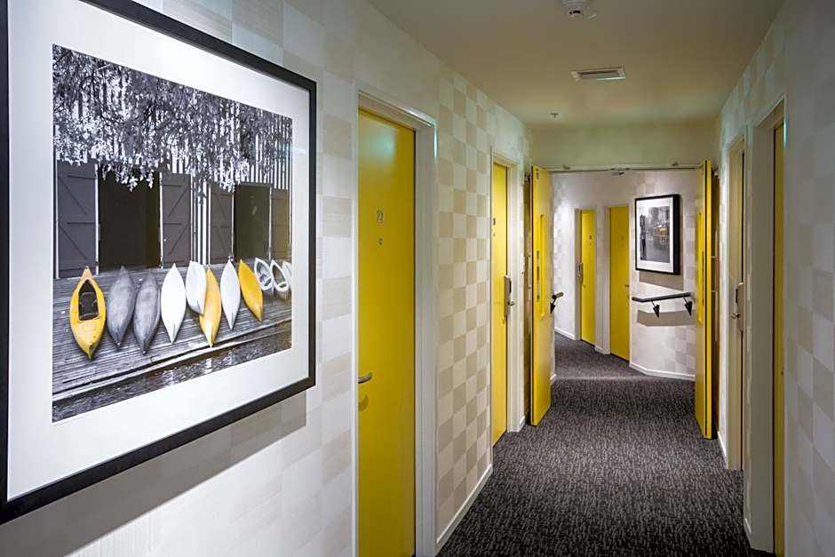 Hotel 115