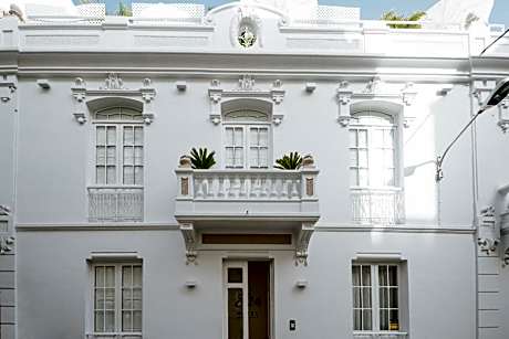 Emblemático F24-Only Adults B&B