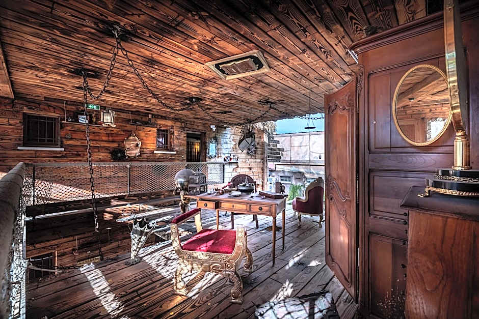 Hotel Pirates World