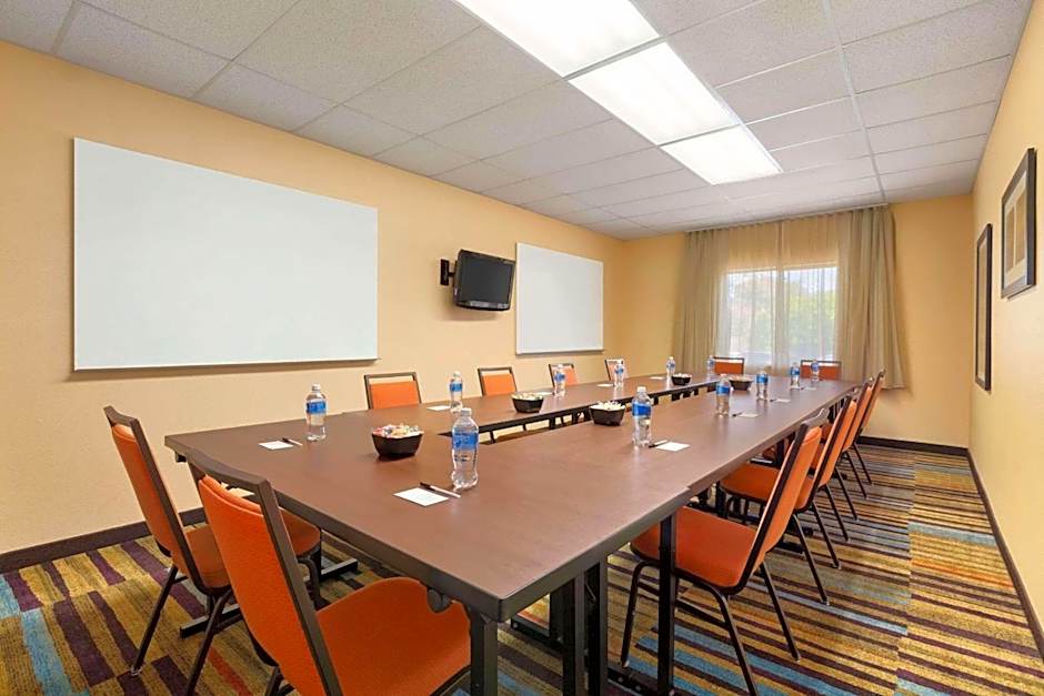 Country Inn & Suites by Radisson, Phoenix Airport, AZ