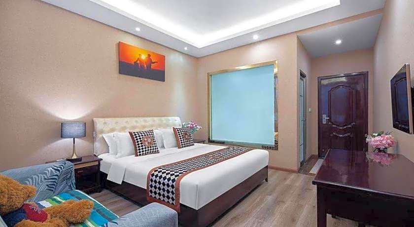Mount Emei Happy Hotel