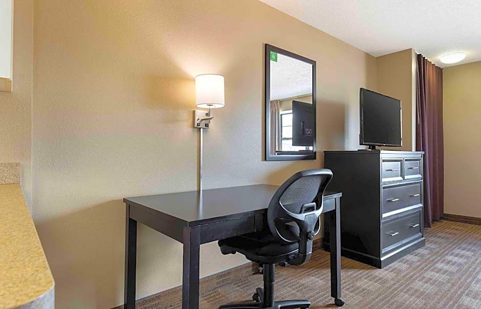 Extended Stay America Select Suites - Chicago - O'Hare