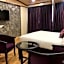 Sumitel Hotel 500 meters from Mall Road