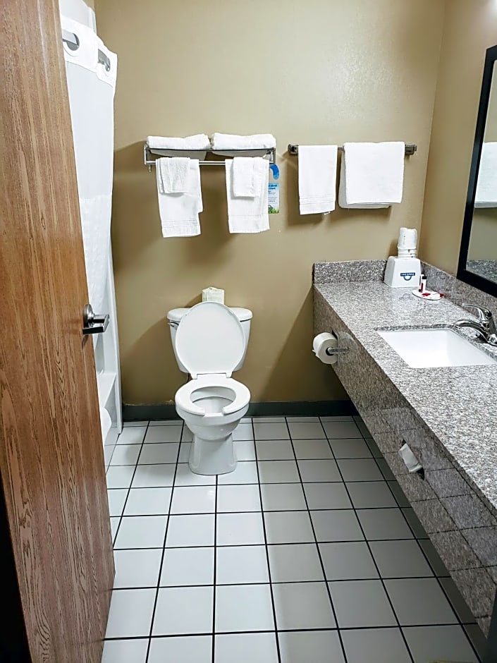 Days Inn & Suites by Wyndham of Morris