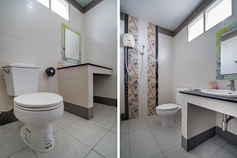 Super OYO 662 Malee Bunga Hotel