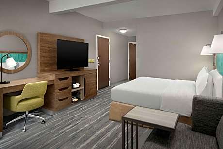 Premium King Room with Sofa Bed - Non-Smoking
