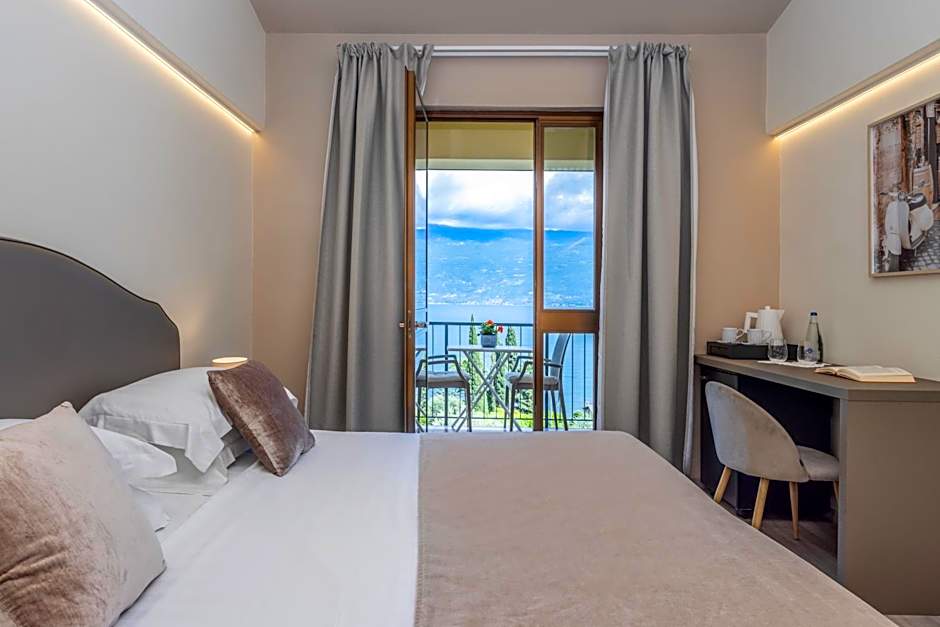 Hotel Meandro - Lake View