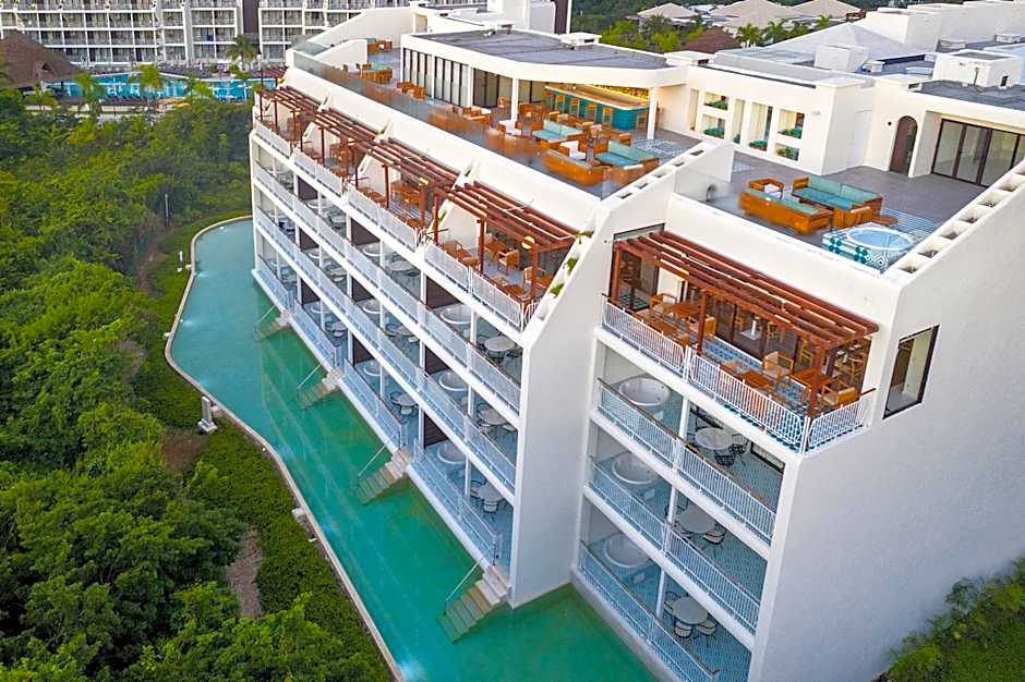 Ocean Riviera Paradise - All Inclusive