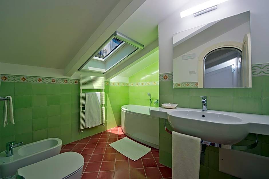 Albadamare Boutique Hotel