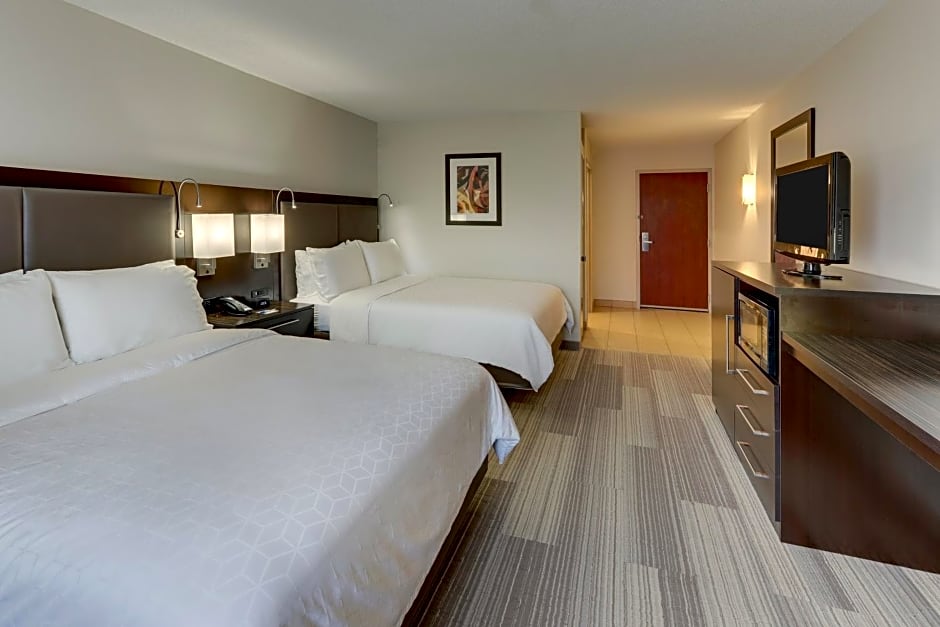 Holiday Inn Express Hotel & Suites Dayton-Centerville By IHG