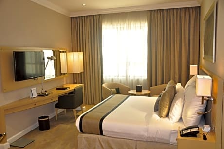 Standard King Room with 20% off F&B