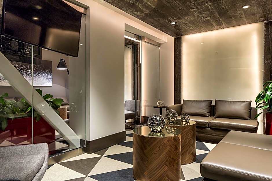 The Windsor Suites - A Modus Hotel