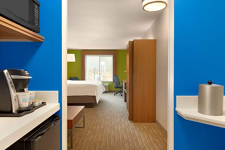 Holiday Inn Express Hotel & Suites Merced By IHG