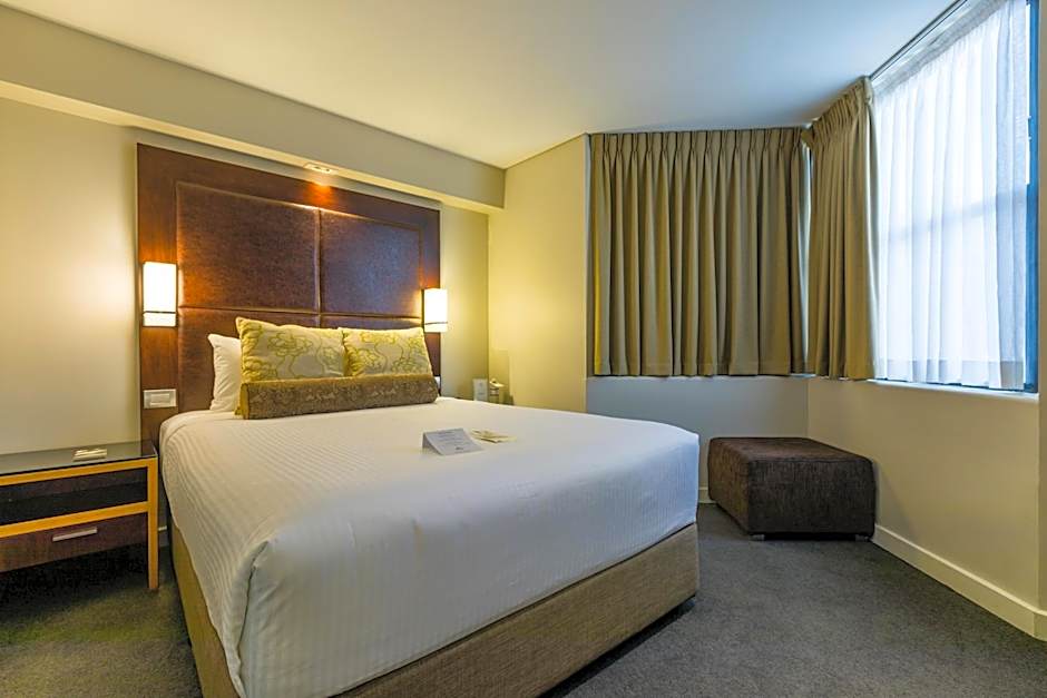 Amora Hotel Riverwalk