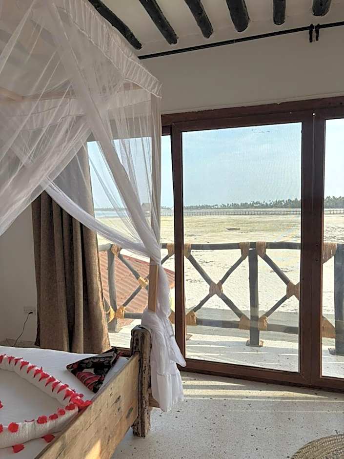 Malcom Ocean View Retreat