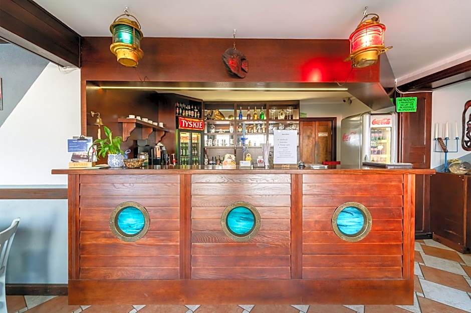 Tawerna "Cicha Przystań"