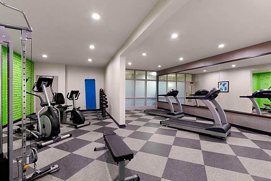 La Quinta Inn & Suites by Wyndham Loudon