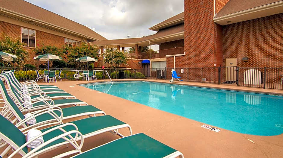 Best Western Plus Morristown Conference Center Hotel