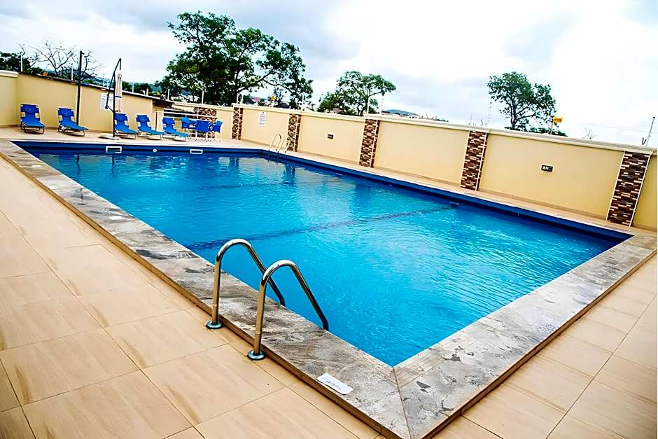 Brookville Hotel & Suites