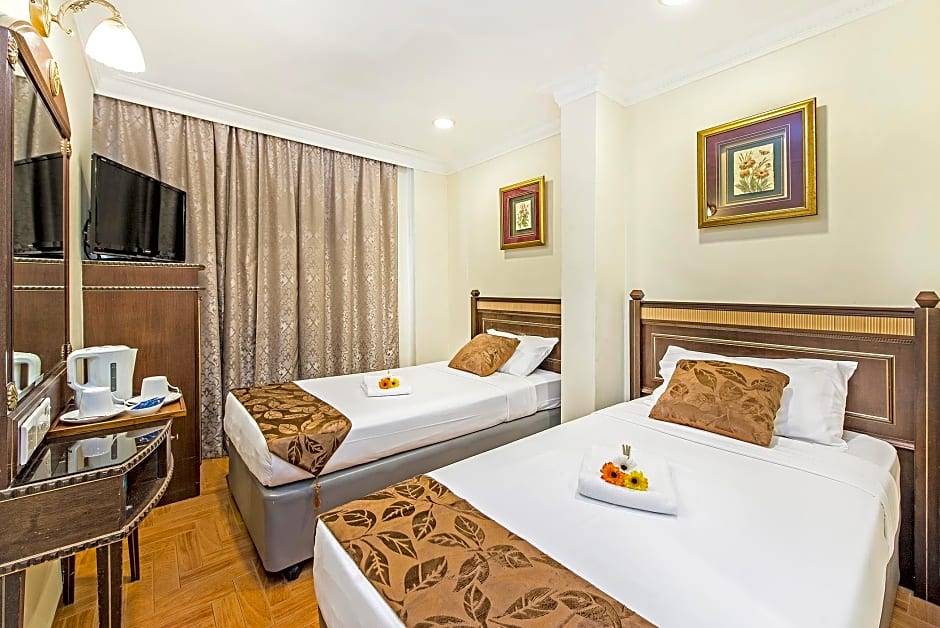 Photo 1 of 1 of Superior 2 Beds