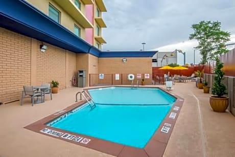 Holiday Inn Express El Paso-Central