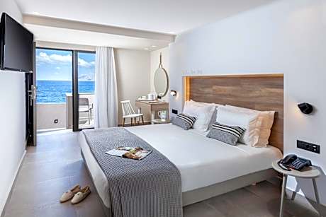 Standard Double Room with Sea View