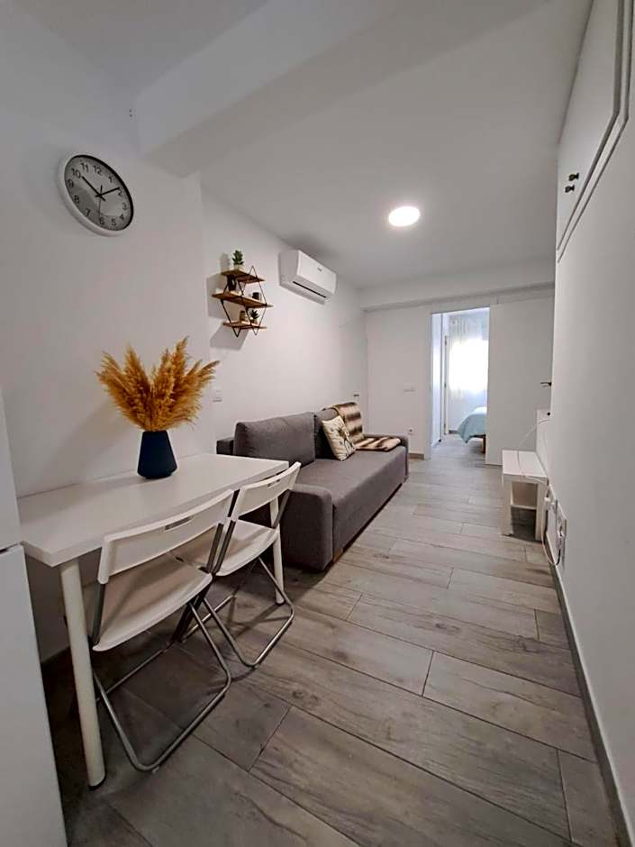 Charming Apartment up to 4 persons 3 min to Metro