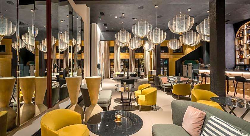 Monograph Freedom Square