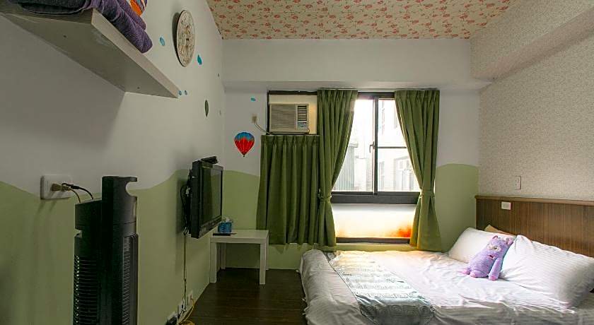 Feng Chia Love Heart