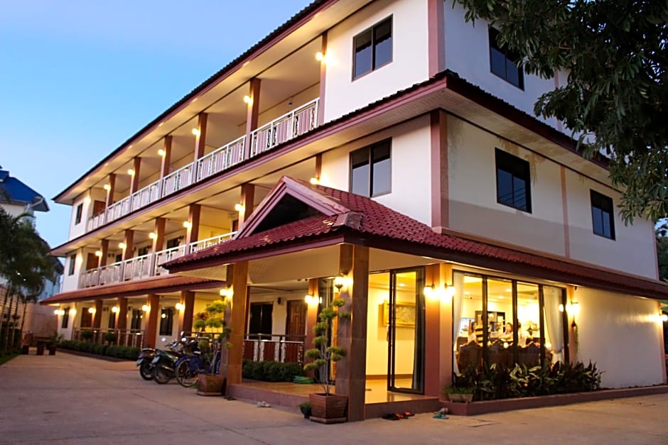nanbaankhun hotel