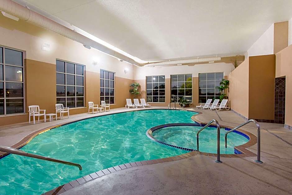 Baymont by Wyndham Plymouth