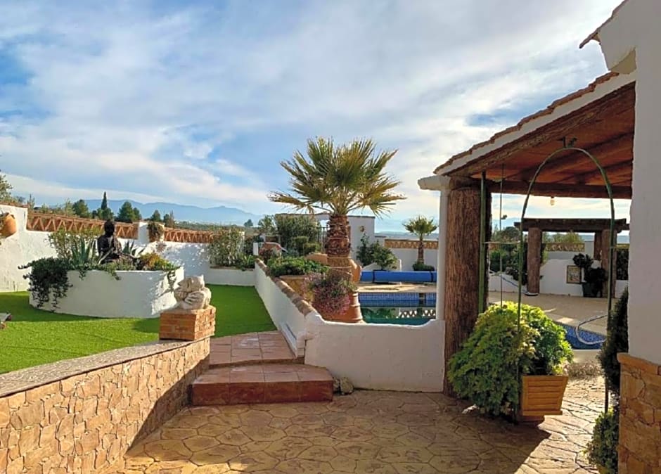 Cueva Romana, Solo Adultos, Apto para Nudistas