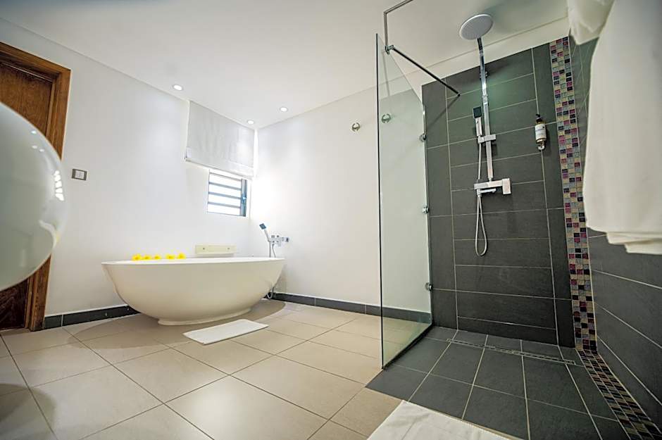 Toparadis Guest House