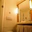 Ibis Ningbo Qian Hu Hotel