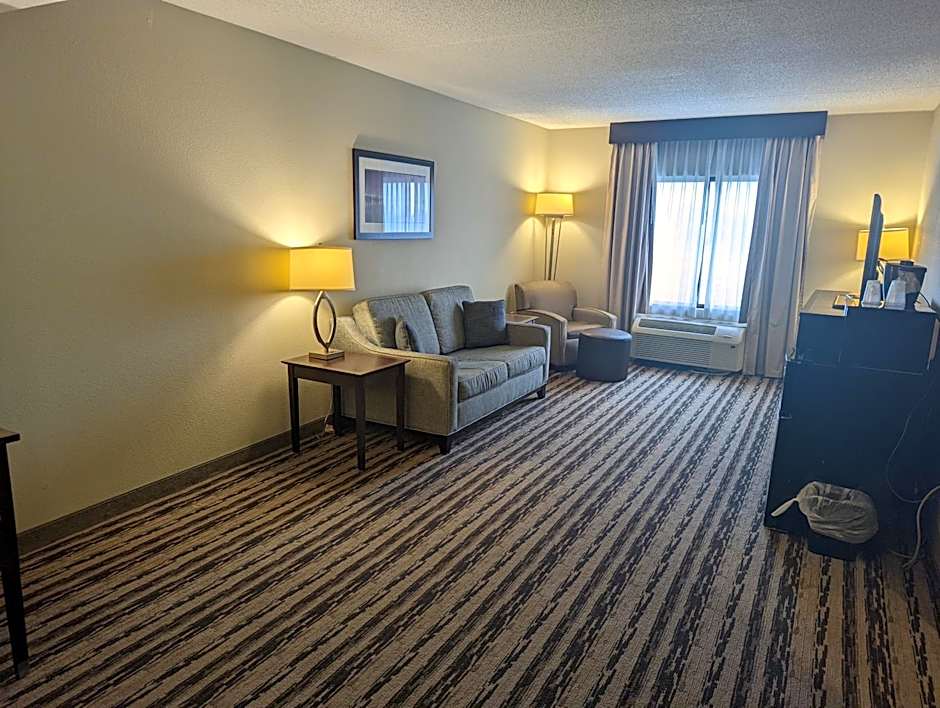 Holiday Inn Harrisburg East By IHG